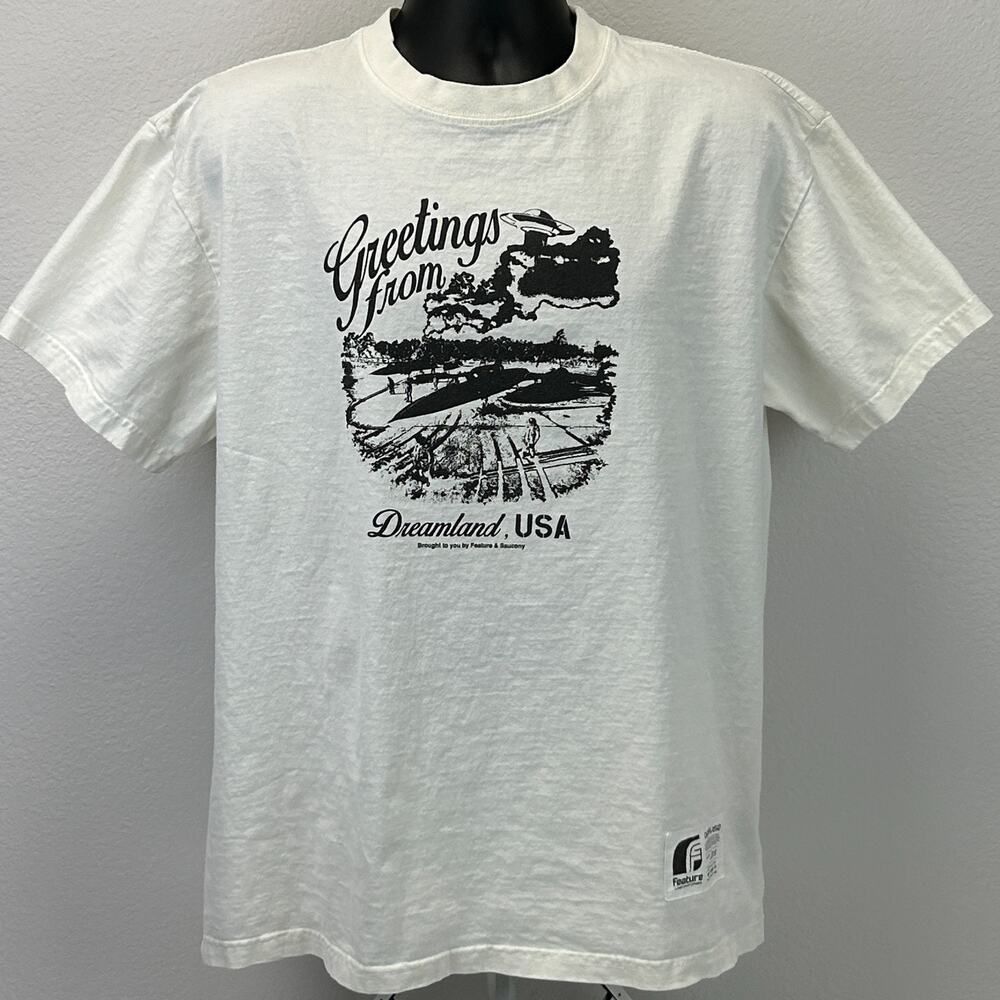 Feature x Saucony Greetings From Dreamland USA T Shirt XL X-Large UFO White Tee